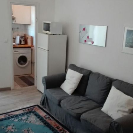 Nice Apartment In Milano, Close To Undergrond M3 ภายนอก รูปภาพ