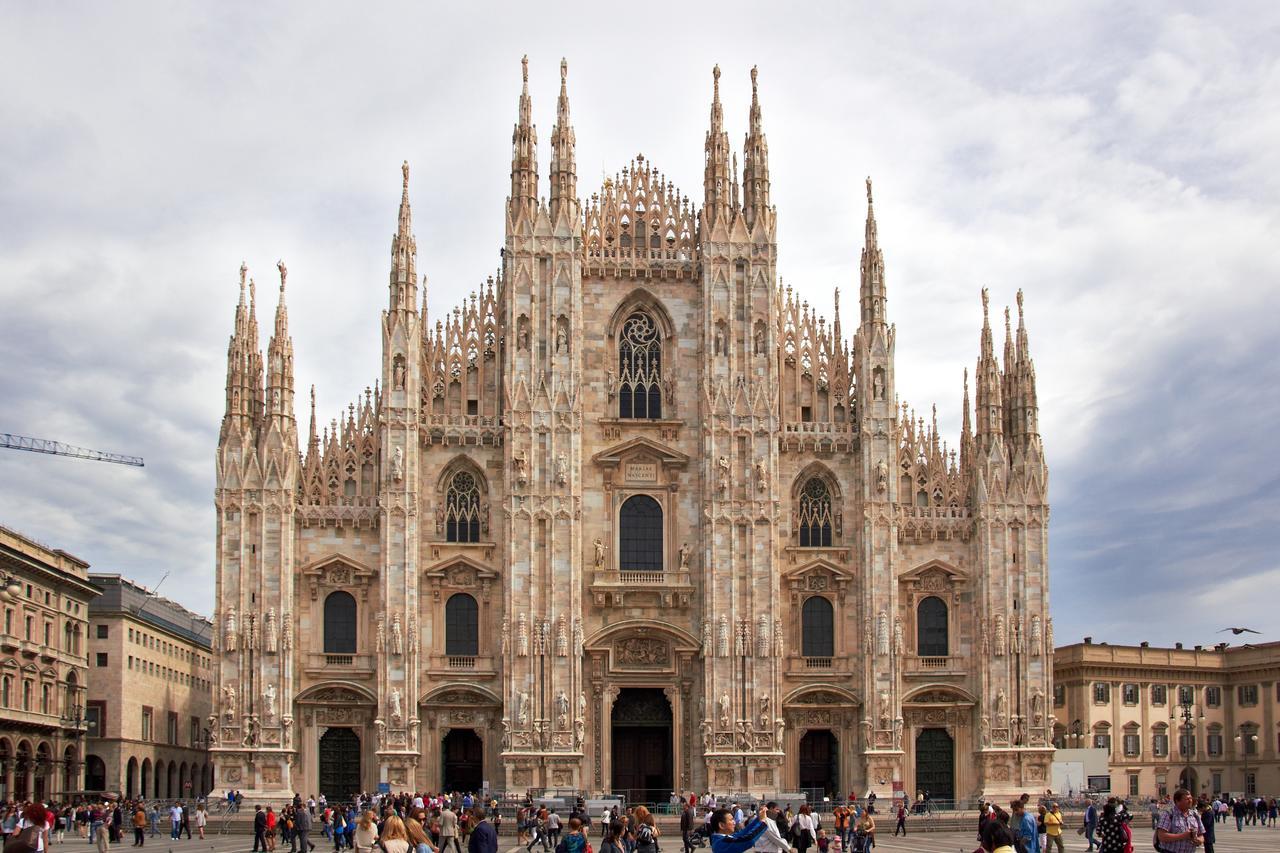 Nice Apartment In Milano, Close To Undergrond M3 ภายนอก รูปภาพ